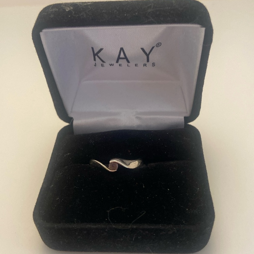 Kay Jewelers Sterling Silver Ring Size 6